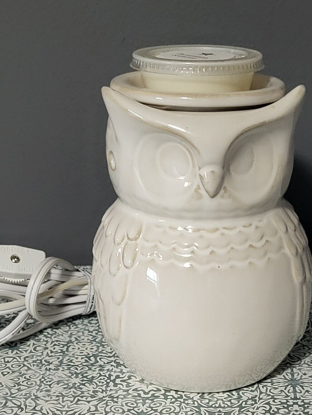 Ceramic Owl Scensty Wax Warmer (2012)
